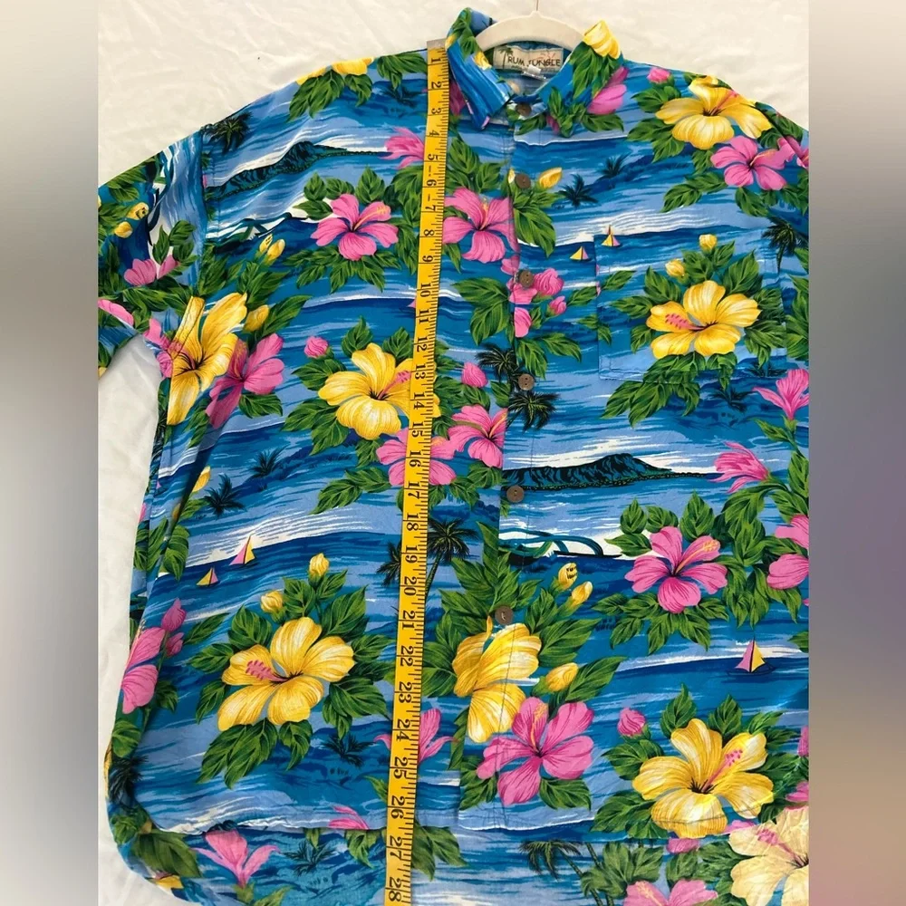 Rum Jungle Hawaiian Shirt. Made in Indonesia. Hibiscus flower/ocean print. XL